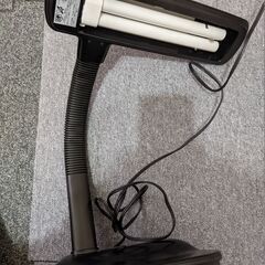 ツインバード LK-276 蛍光灯卓上スタンド タッチセンサーの画像