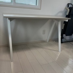 IKEA デスク　机　TOROTTENの画像