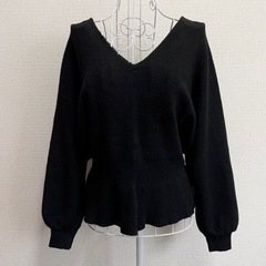 Newlyme Vネック　ニット　プルオーバー