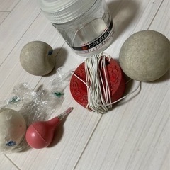 ソフトテニスラケット&ボールの画像