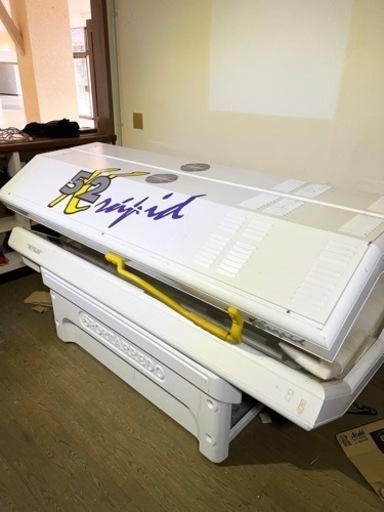 業務用　日焼けマシーン　タンニングマシーン