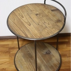 サイドテーブル