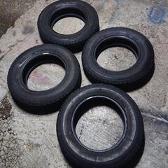 13インチスタッドレスタイヤ145/80R13 4本
