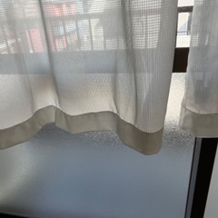 ニトリ　遮熱レースカーテン　トリミラーの画像