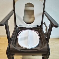 11月26日まで！ポータブルトイレ　家具調トイレ〈座楽〉コンパクト（Panasonic）の画像