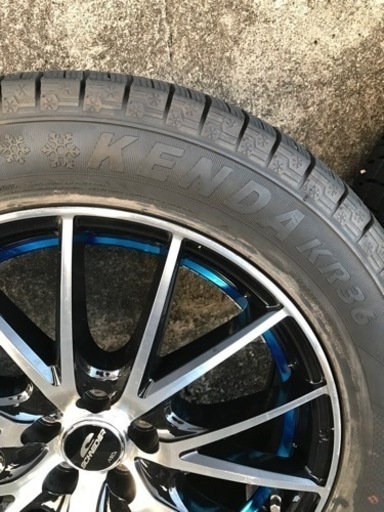 スタッドレスタイヤ　ホイルセット225/55R17