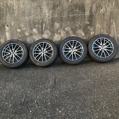 スタッドレスタイヤ　ホイルセット225/55R17