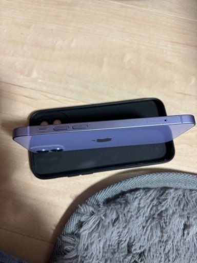 iPhone12
