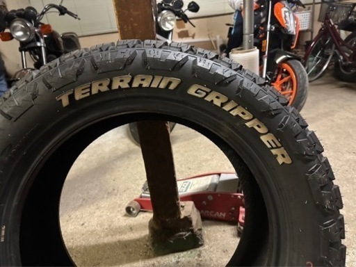 20インチ新品タイヤ