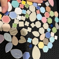 いろんなサイズのタイルの画像