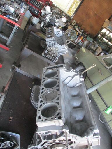 メルセデス―ベンツ-126-560SEL-SECエンジン販売