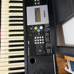 ヤマハキーボード練習用（ピアノ用椅子付き）の画像