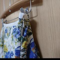 ofuon 花柄プリントスカート　サイズ40の画像