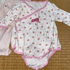 新生児女の子50〜70の画像