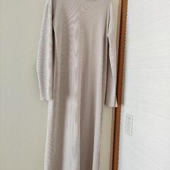 GU ベージュ ワンピース