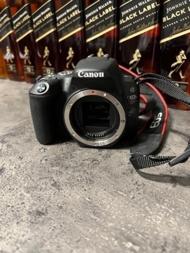 一眼レフ　eoskissx9 本体のみ