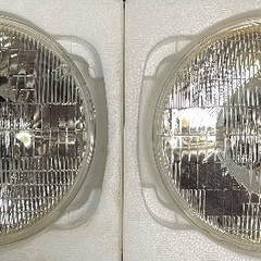 【自動車用部品】小糸製シールドヘッドランプ(丸目2灯)