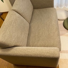 2人がけソファ　布張り　