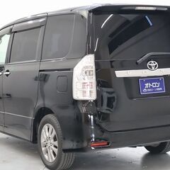 【家族連れの方にオススメ！】両側電動スライドドアで乗り降り楽々！バックカメラ付いているので駐車安心です！の画像