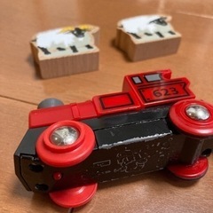 BRIO バッテリーパワー機関車ファームレールセットの画像