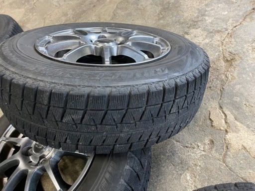 ホンダフリードアルミホイールスタッドレスタイヤ付４本