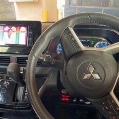 令和2年三菱 ｅＫクロス型式	5AA-B34Wレッドメタリックの画像