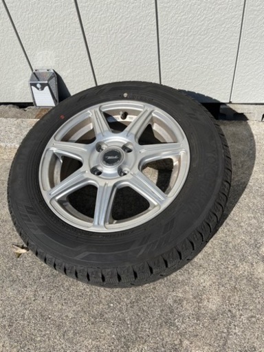 受け取り先決定‼️2022年スタッドレスタイヤ4本ヨコハマアイスガード