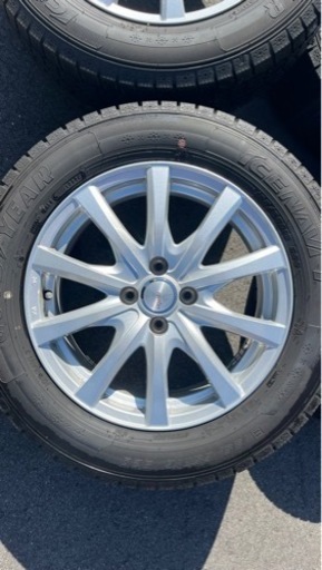 トヨタ　ライズで使用⭐︎美品! 195/65R16 ⭐︎スタッドレスタイヤ・ホイールセット