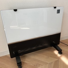 【美品】ニトリ　遠赤外線ガラスパネルヒーターの画像