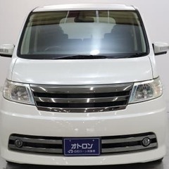 8人乗り！ 日産セレナの画像