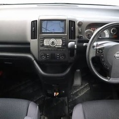 8人乗り！ 日産セレナの画像