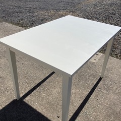 ホワイト　テーブル　ダイニング　白　リビング　机　インテリア