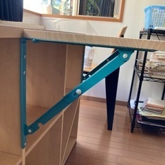 マルゲリータ　壁一面本棚の画像