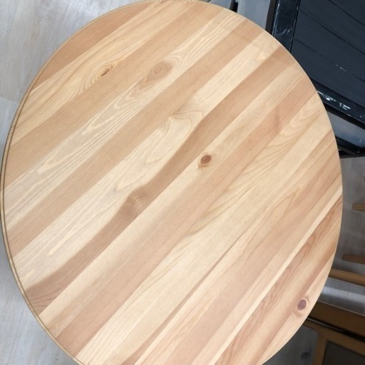 IKEAのテーブル（GAMLARED）のご紹介です