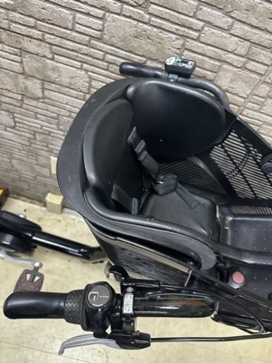 オータムSALE  東京23区配達無料　新基準　ヤマハ　パスキス　8.1Ah リチウム 電動自転車 中古 124