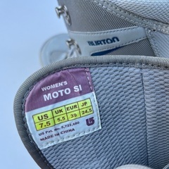 ⚠️値下げ⚠️レディーススノーボードの画像