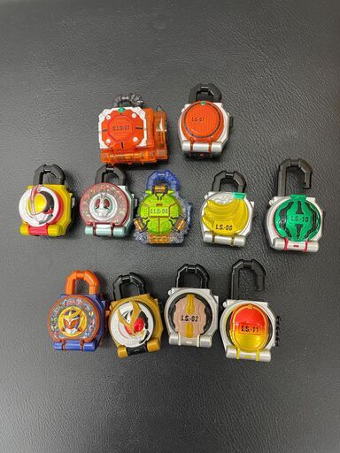 仮面ライダー鎧武 ロックシード 11個セット ※1部音の確認ができていません。 説明欄必読