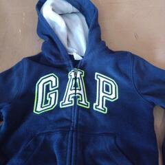 GAPのパーカーの画像