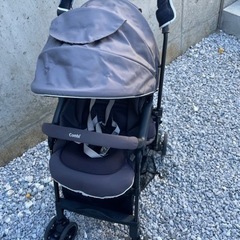 コンビ　ベビーカーの画像