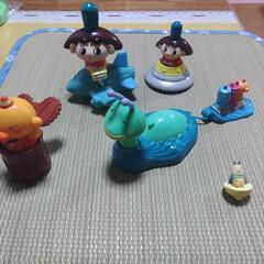 　おじゃる丸とその仲間達