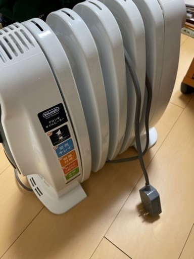 デロンギ　オイルヒーター