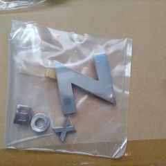 NBOXカスタムJF3 純正グリル・エンブレム1式の画像