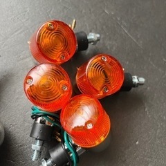 新品未使用バイクウインカークリアとオレンジセットの画像