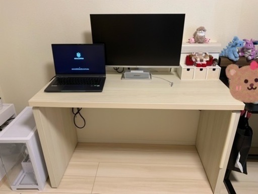 【元値25,150円！】国産デスク★幅120cm×高さ73cm 白アイボリー 電源タップ収納付