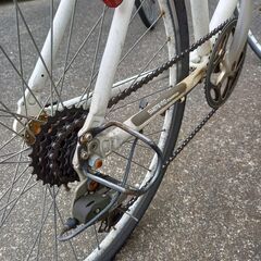 【ジャンク】GRAPHIS　クロスバイク　タイヤサイズ２６インチの画像
