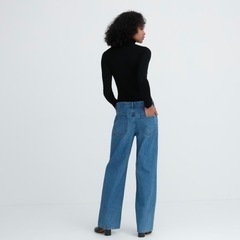 ユニクロ バギージーンズの画像