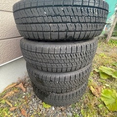 スタッドレスタイヤ　ブリヂストン　14インチ中古