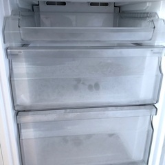 ハイアール　冷凍冷蔵庫　JR-NF148B　冷蔵室94L、冷凍室54L　４年半使用の画像
