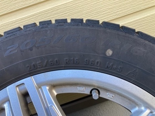 ★最終値下げ★スタッドレスタイヤ ホイール付き 205/60R16 4本 VW ゴルフトゥーラン等