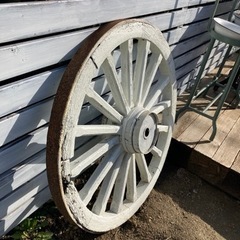 売約済　アンティーク　馬車の車輪①の画像